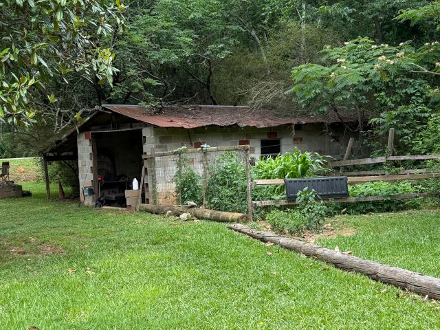 House for sale in Good Hope, Georgia