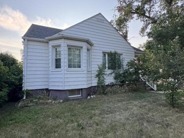 House for sale in Hazen, North Dakota