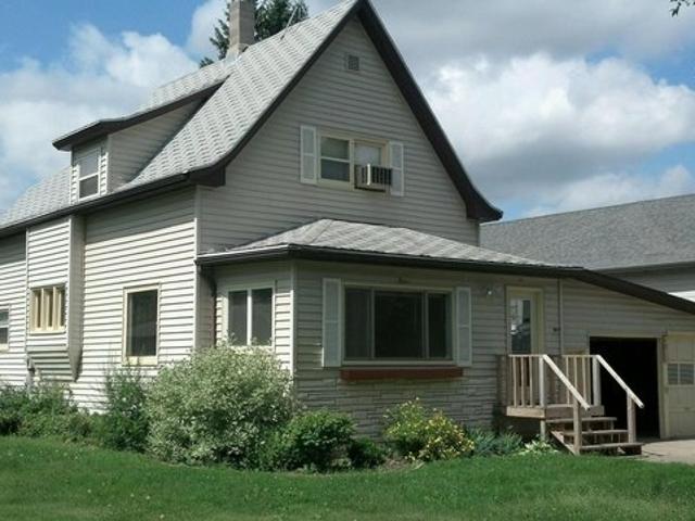 House for sale in Carpio, North Dakota