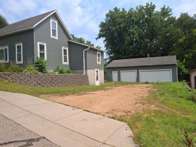 House for sale in Carver, Carver County