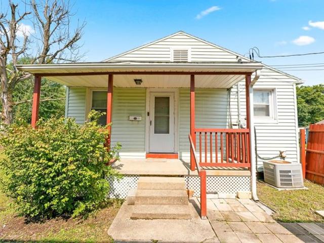 House for sale in West Virginia