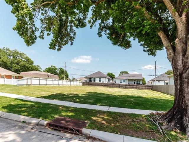 Land for sale in Arabi, Saint Bernard Parish
