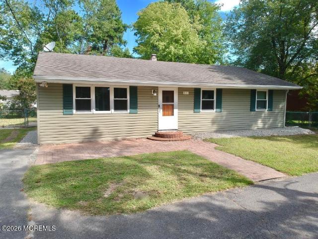 House for sale in Country Lake Estates, Pemberton Township