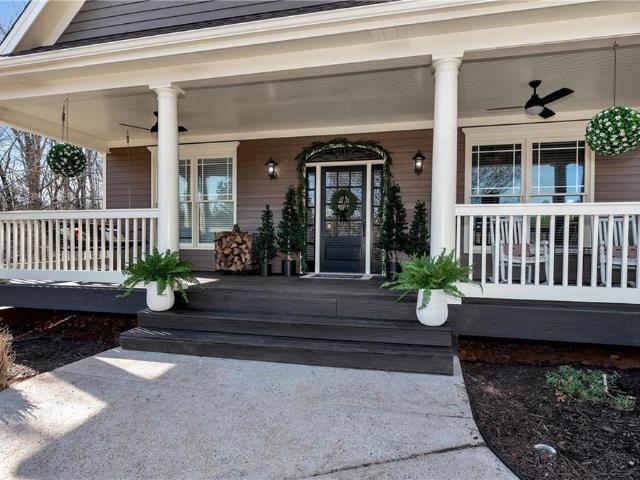 House for sale in Dawsonville, Georgia