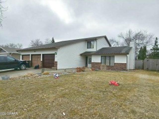 House for sale in Grand Forks, North Dakota