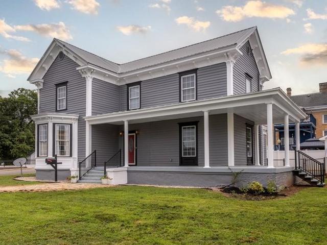 House for sale in Virginia