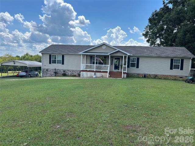 House for sale in Blacksburg, South Carolina