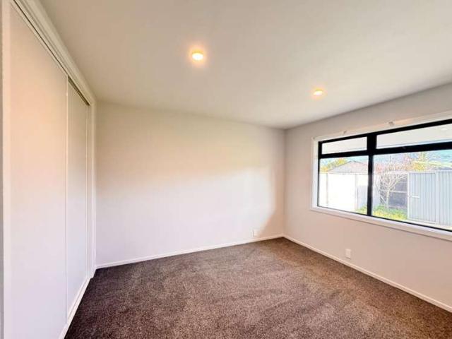 House for rent in Chaslands, Canterbury