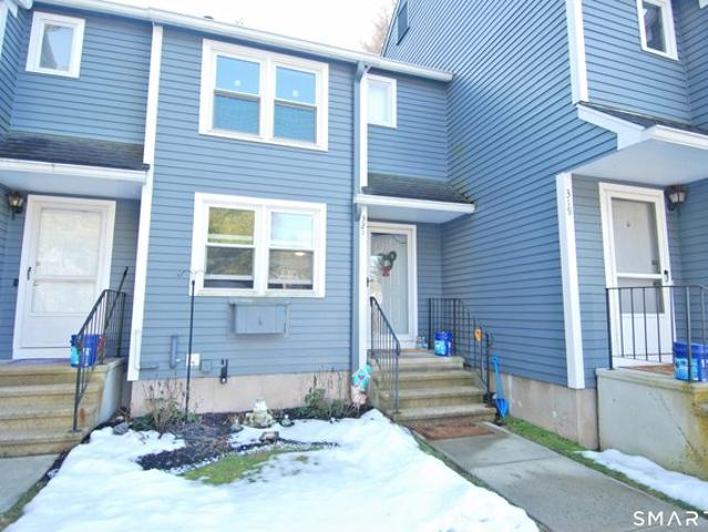 Townhouse for sale in Cheshire, Connecticut