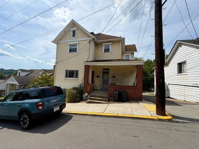 House for sale in Canonsburg, Pennsylvania