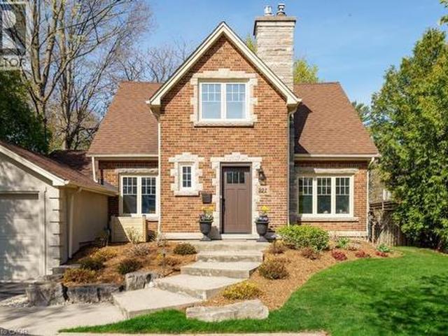 House for sale in Burlington, Ontario