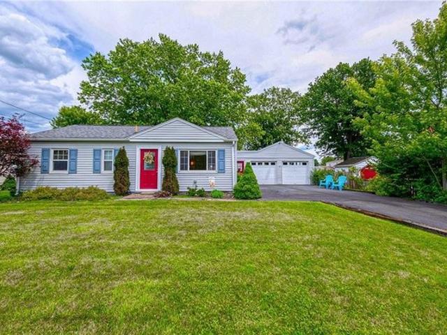 House for sale in Houston, Pennsylvania