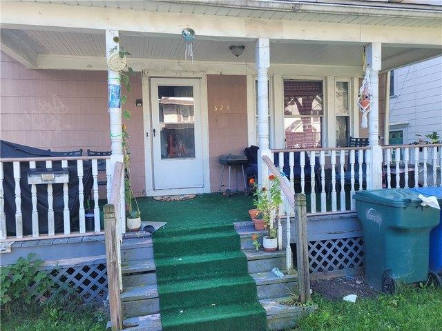 House for sale in Oak Hill, New York