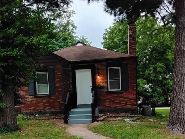 House for sale in Ferguson, Saint Louis County