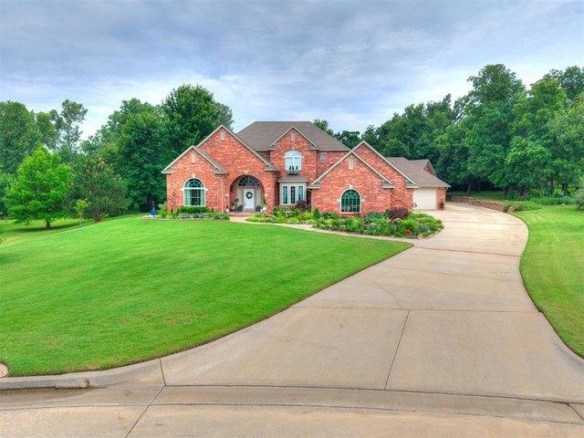 House for sale in Choctaw, Oklahoma