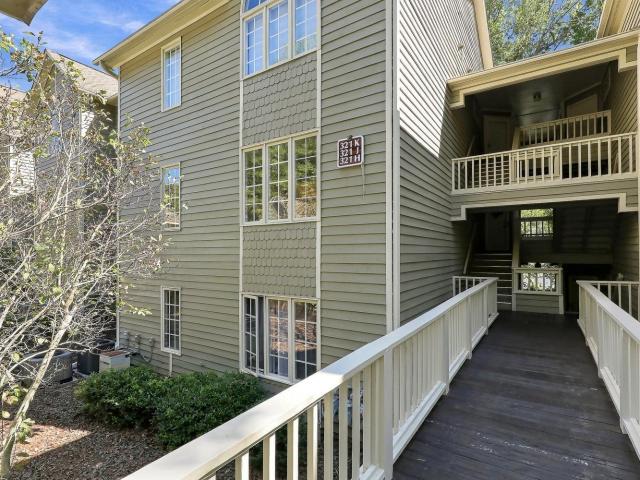 Condo for sale in Lochridge Cluster Homes, Cary