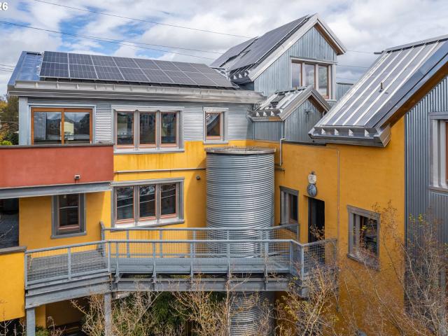 Condo for sale in Oregonia