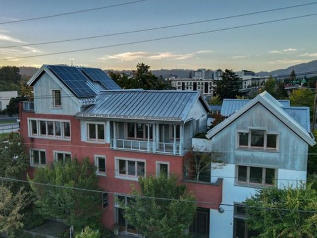 Condo for sale in Oregonia