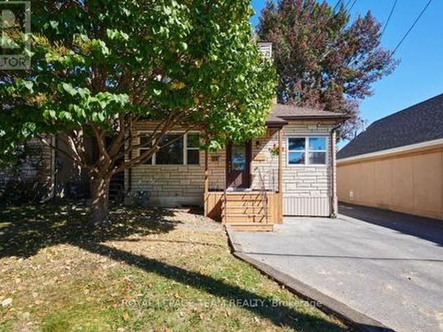 Property for sale in Rideau-Vanier, Ottawa