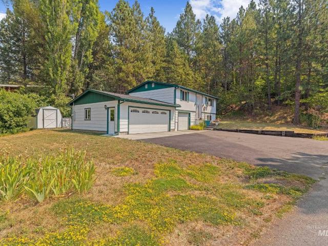 House for sale in Troy, Idaho