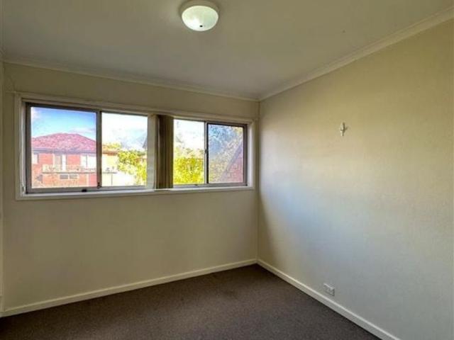 Townhouse for rent in Queanbeyan, New South Wales