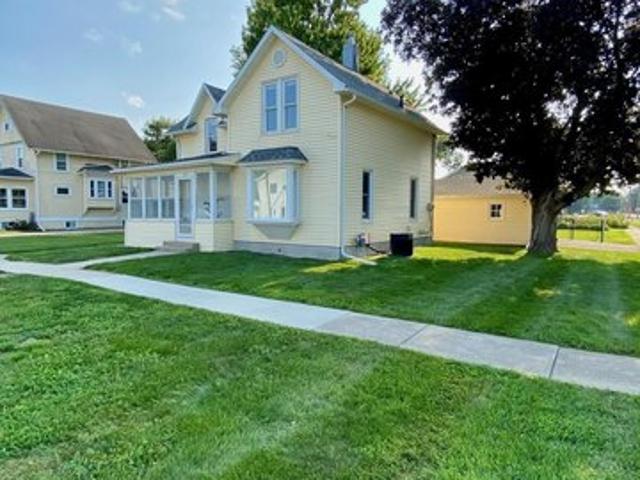 House for sale in Sheffield, Iowa