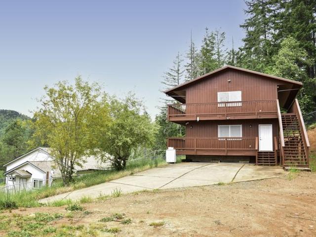 House for sale in Oregonia