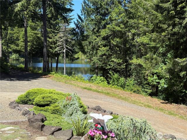 House for sale in Hoodsport, Washington