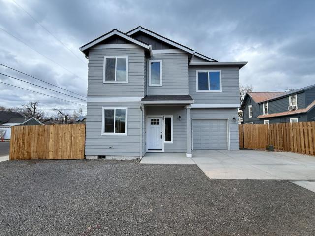 House for sale in Oregonia