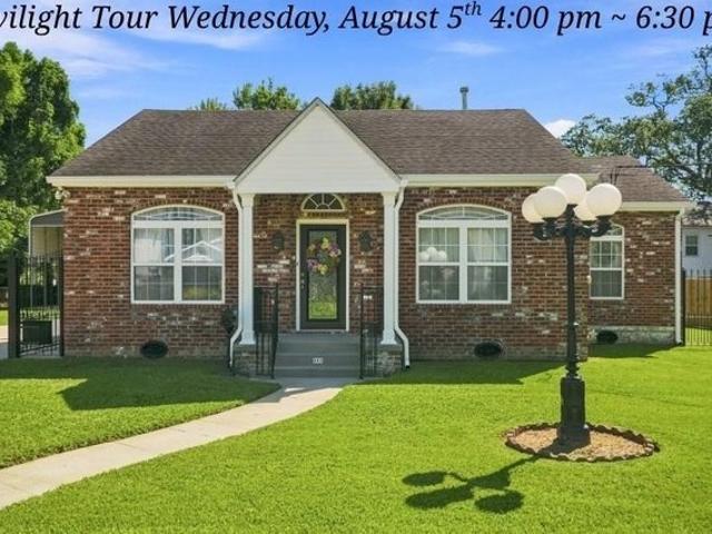 House for sale in Canoga Park, California