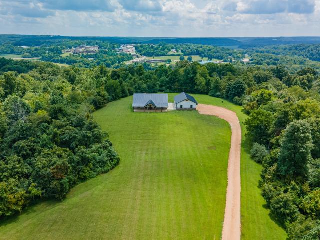 House for sale in Centerville, Middle Tennessee