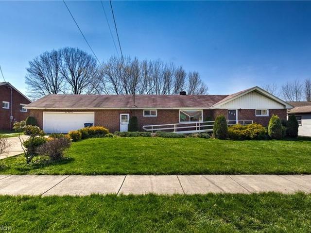 House for sale in Campbell, Ohio