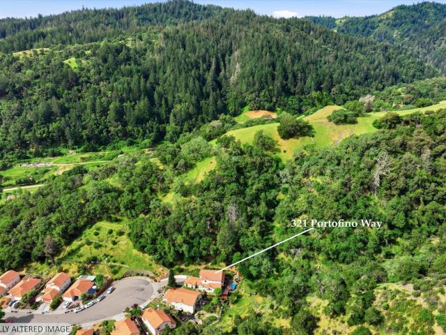 House for sale in Cloverdale, California