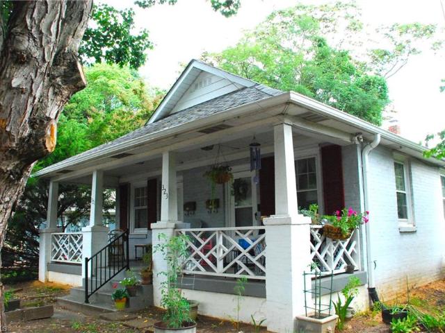 House for sale in Pfafftown, North Carolina