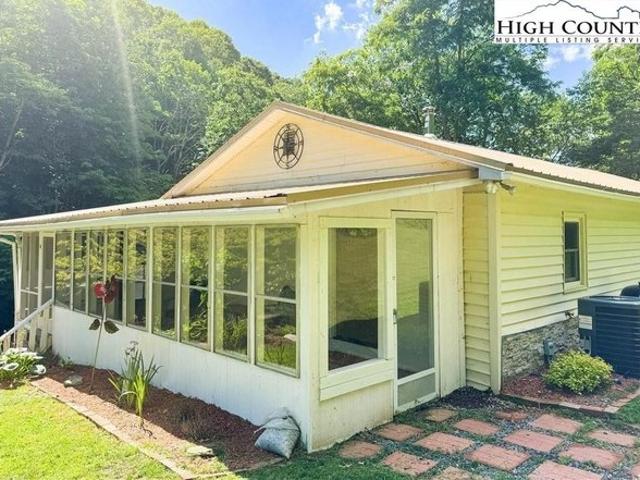 House for sale in Todd, North Carolina