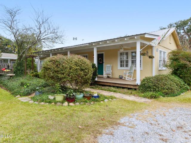 House for sale in Bay Saint Louis, Mississippi