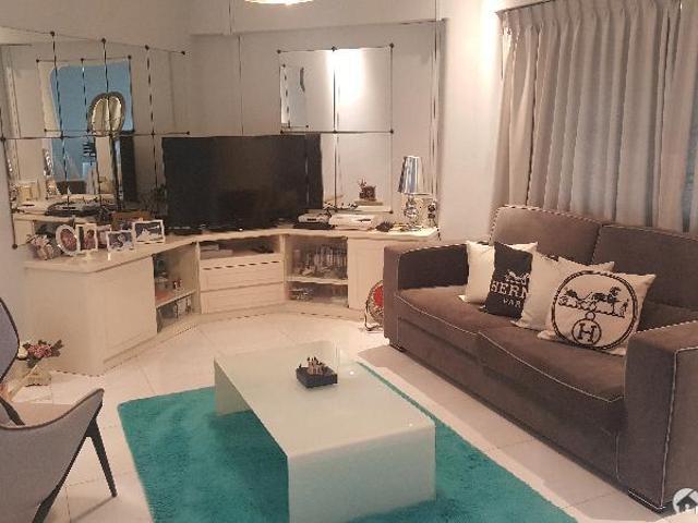 Apartment for sale in 19 North East, Hougang