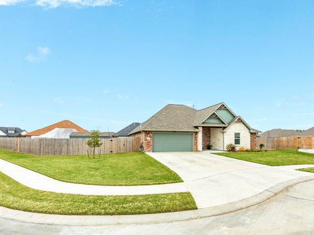House for sale in Clute, Texas