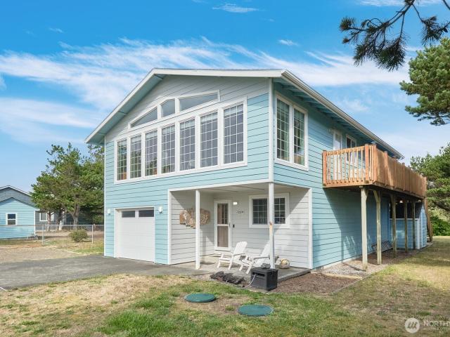 House for sale in Ocean Park, Washington