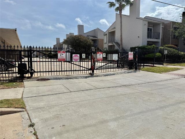 Condo for sale in Galveston, Texas