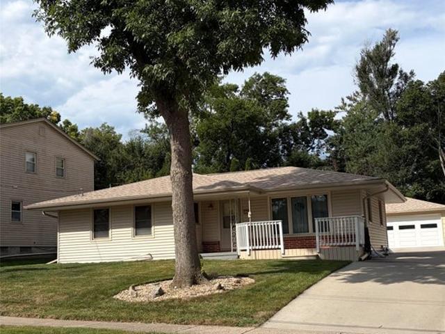 House for sale in Urbandale, Iowa