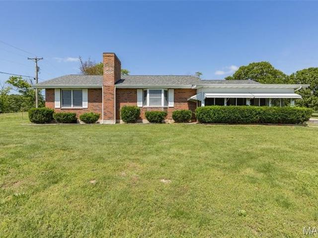 House for sale in De Soto, Missouri