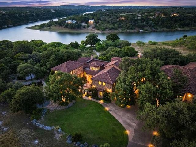 House for sale in Spicewood, Texas