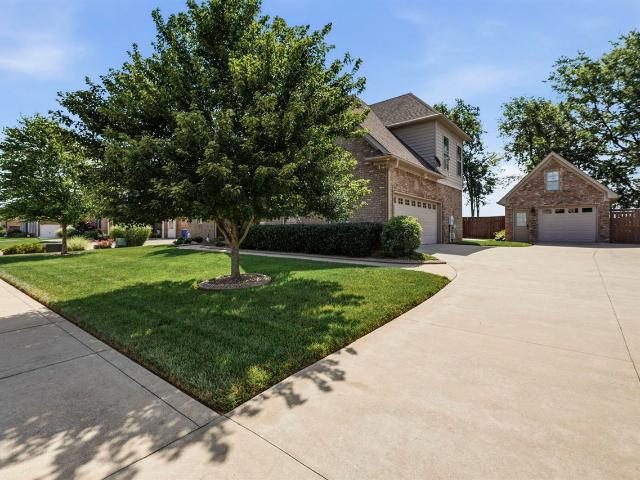 House for sale in Bowling Green, Kentucky