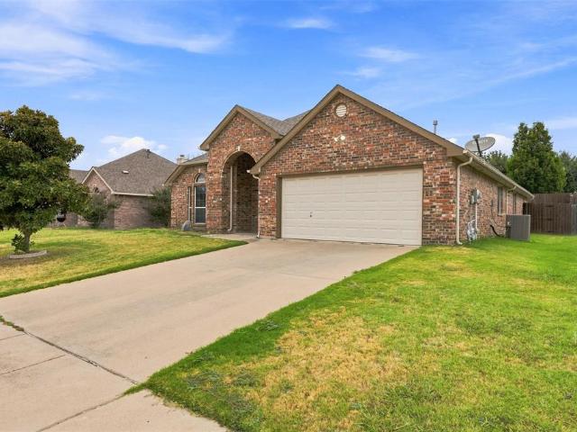 House for sale in Ellis, Texas