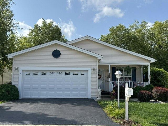 House for sale in Grayslake, Illinois