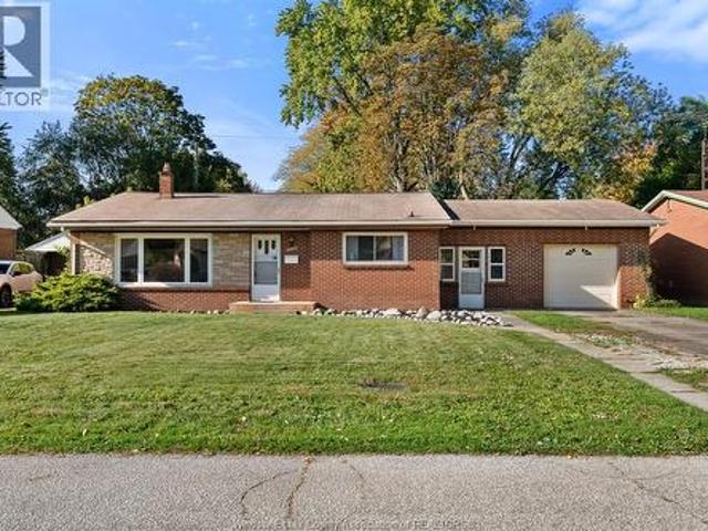 House for sale in South Windsor, Windsor