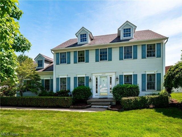 House for sale in Avon Lake, Ohio