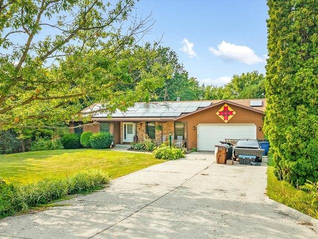 House for sale in Oregon, Illinois