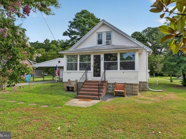 House for sale in Crisfield, Maryland